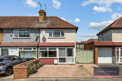 2 bedroom end of terrace house for sale
