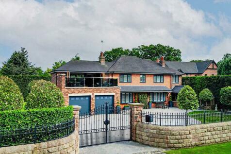 5 bedroom detached house for sale