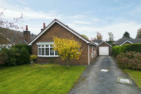 2 bedroom detached bungalow for sale