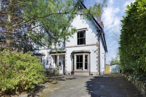 5 bedroom semi-detached house for sale