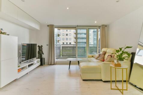 Wards Wharf Approach, Royal Wharf E16 2 bed apartment for sale