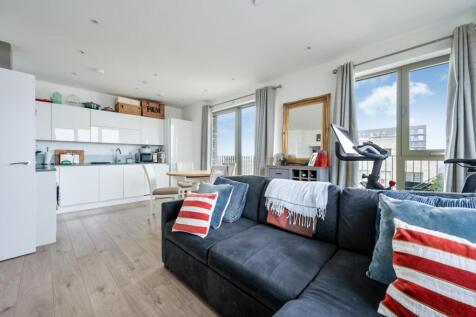 Tiller House, Armada Way, London, E6 1 bed apartment for sale