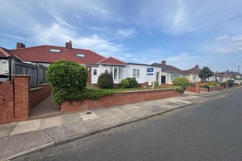 3 bedroom semi-detached bungalow for sale