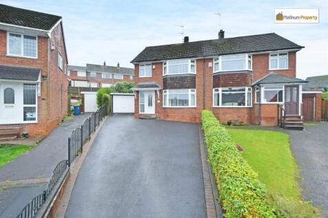 3 bedroom semi-detached house for sale