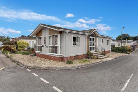 2 bedroom park home for sale