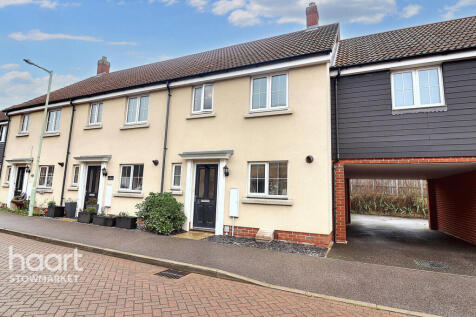 3 bedroom terraced house for sale