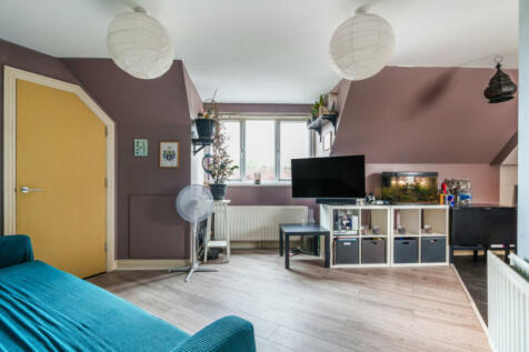 1 bedroom flat for sale