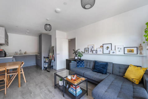 1 bedroom flat for sale