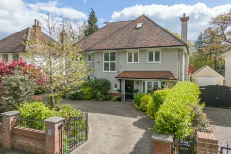 5 bedroom detached house for sale