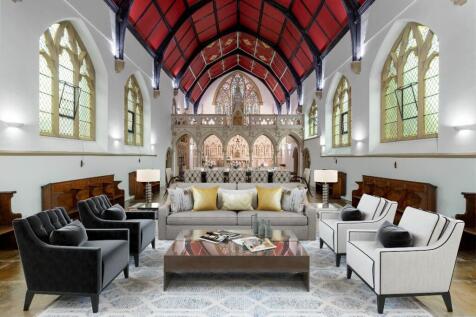 St. Clare's Chapel, Darlington, DL3 5 bed terraced house for sale