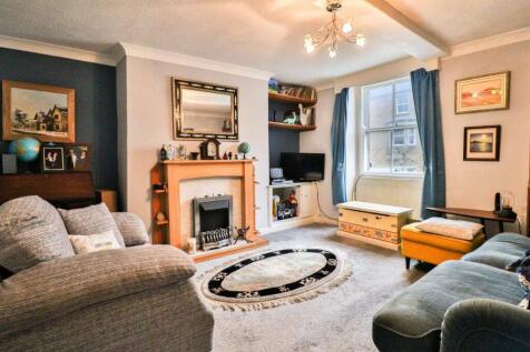 Newgate, Barnard Castle 2 bed terraced house for sale