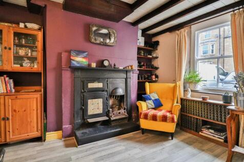 Newgate, Barnard Castle 2 bed terraced house for sale