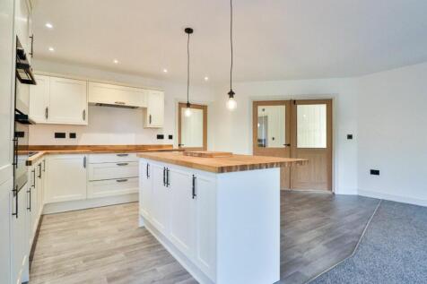 Savoy Court, Darlington, DL1 4 bed bungalow for sale