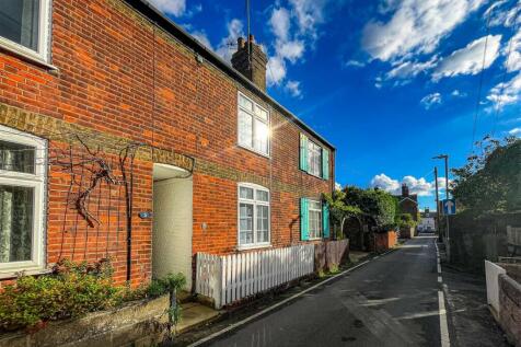 3 bedroom cottage for sale