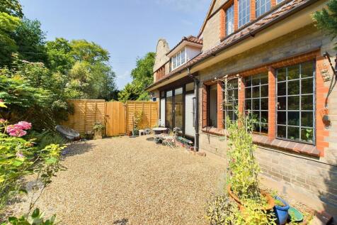 Ipswich Road, Norwich 2 bed flat for sale