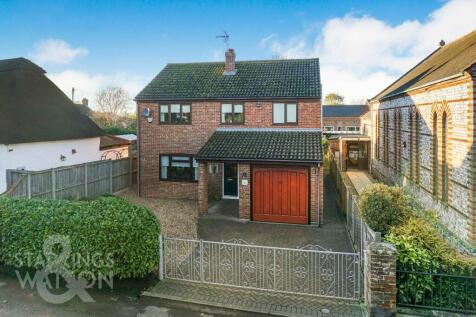 Catfield Road, Ludham, Great Yarmouth 4 bed detached house for sale