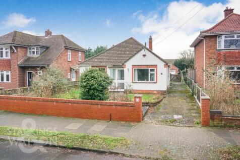 Ipswich Road, Norwich 3 bed detached bungalow for sale