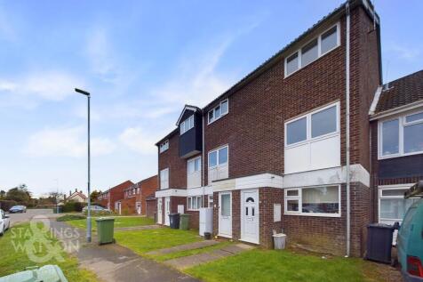 Neville Road, Sutton, Norwich 2 bed maisonette for sale