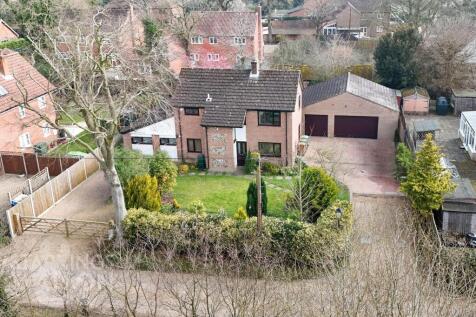 Waterloo Road, Hainford, Norwich 4 bed detached house for sale