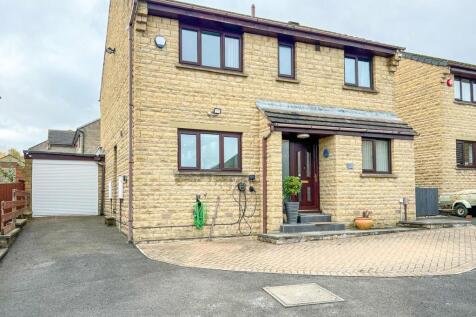 Moor Close, Huddersfield HD4 4 bed detached house for sale