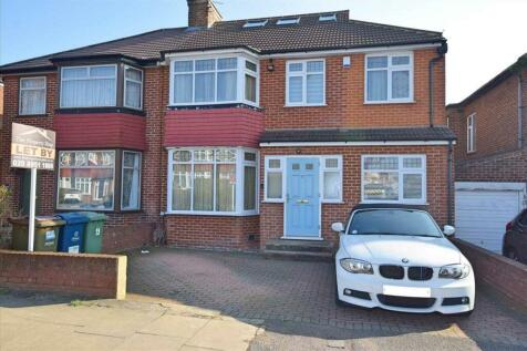 5 bedroom semi-detached house for sale