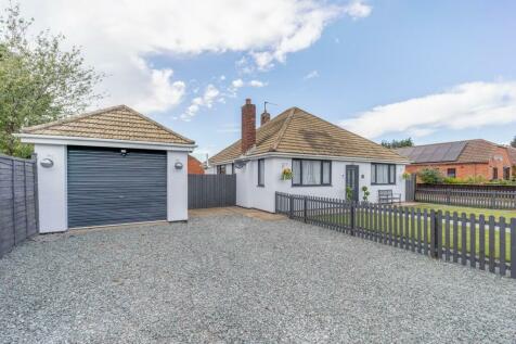 3 bedroom detached bungalow for sale