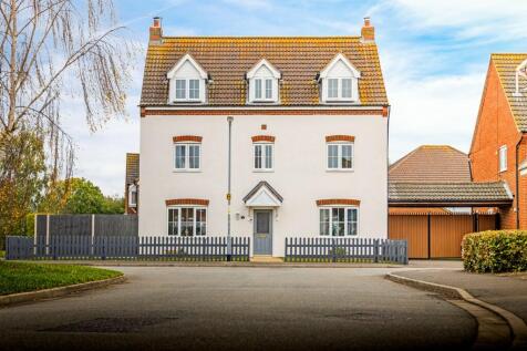 5 bedroom detached house for sale