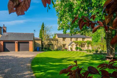 4 bedroom barn conversion for sale