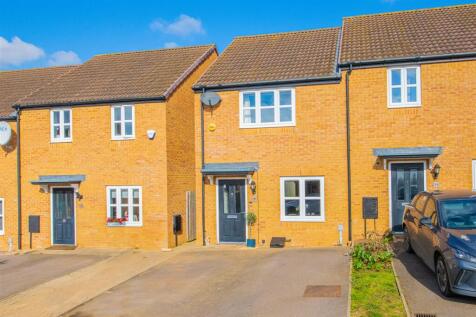 2 bedroom semi-detached house for sale