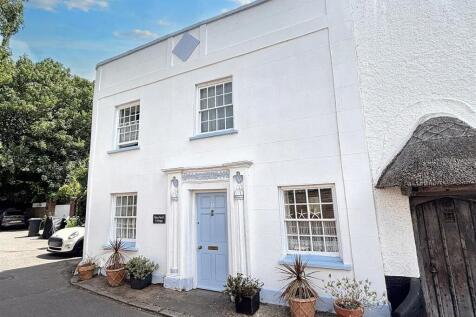 3 bedroom cottage for sale