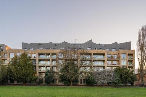 Espalier Gardens, Kilburn 1 bed apartment for sale