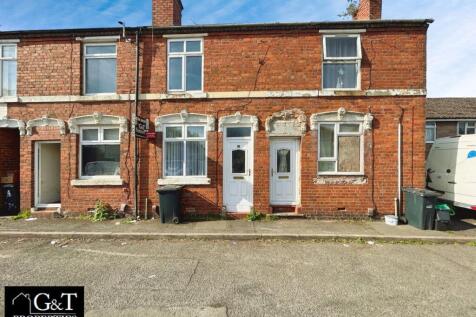 Holly Street, Dudley 2 bed terraced house for sale