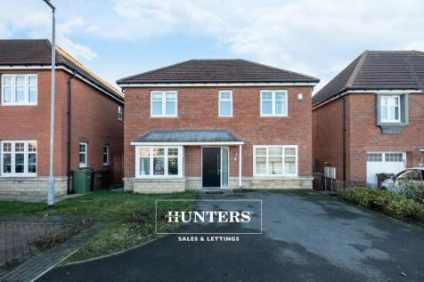 4 bedroom detached house for sale