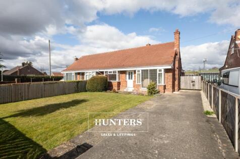 2 bedroom semi-detached bungalow for sale