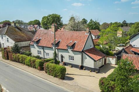 Great Hockham 4 bed cottage for sale