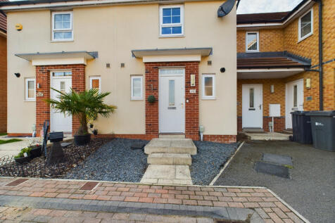 2 bedroom terraced house for sale