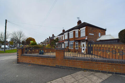 3 bedroom end of terrace house for sale