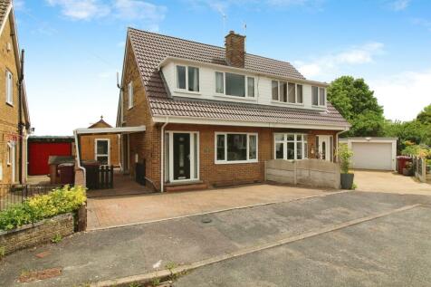 3 bedroom semi-detached house for sale