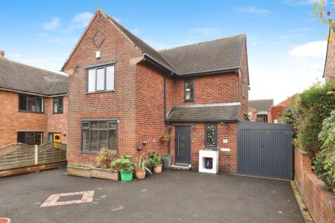 3 bedroom detached house for sale