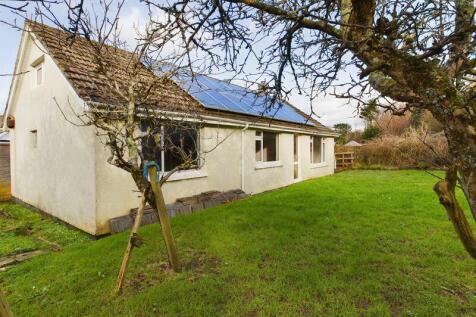 Relistian Park, Hayle 4 bed bungalow for sale