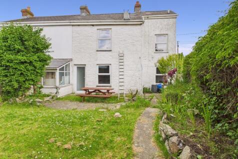 4 bedroom cottage for sale