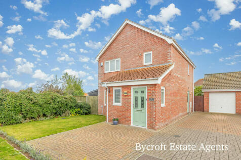 3 bedroom detached house for sale