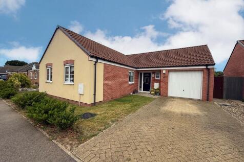 3 bedroom detached bungalow for sale
