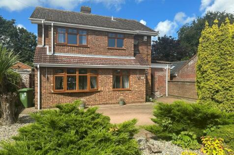 3 bedroom detached house for sale