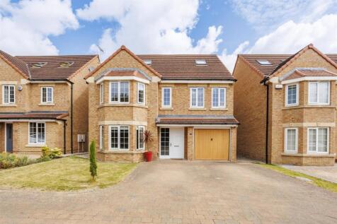 5 bedroom detached house for sale