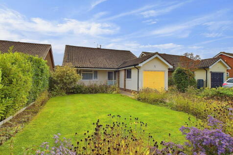 Greystone Avenue, Worthing, BN13 3 bed detached bungalow for sale