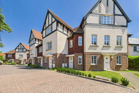 Sussex Mews, West Avenue 2 bed maisonette for sale