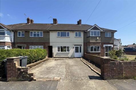 Grove Crescent, Hanworth, Middlesex... 3 bed terraced house for sale