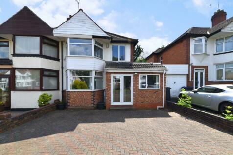 4 bedroom semi-detached house for sale