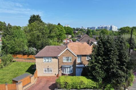 Harborne Park Road, Birmingham B17 5 bed detached house for sale